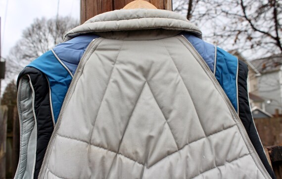 Unisex 70s Vintage Puffer Vest Converts to Jacket… - image 4