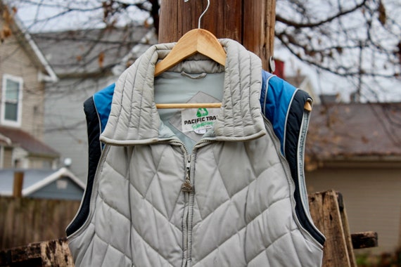 Unisex 70s Vintage Puffer Vest Converts to Jacket… - image 9
