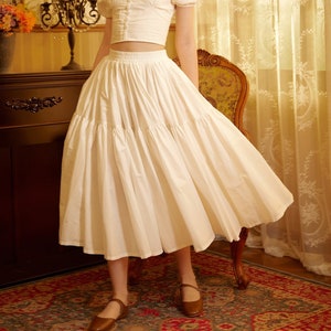 Tiered Pocket Maxi Skirt Cotton White Skirt Long Boho Pleated Skirt Flexible Waistband Versatile and Flattering, Perfect for All Seasons image 1