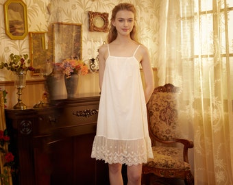 Women Full Cotton Slip Dress Vintage Petticoat Skirt Extender Sleepwear Full slip Strap Dress Flower Embroidery Hem