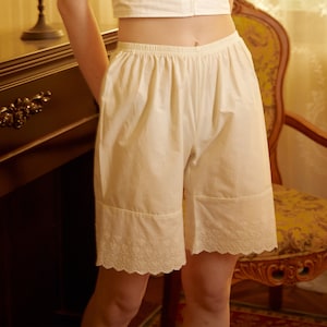 Womens Mid Waist Lace Trim Bloomers Elastic Waistband Shorts Underpants