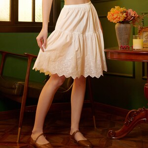 Petticoat Skirt 100% Cotton Half Slip Crinoline Skirt Extender Underskirt with Lace Embroidery Ivory/Black Knee Length