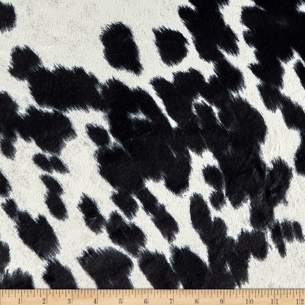 Udder Madness Black Fabric Remnant. Faux carrés de tissu de peau de vache. Choisissez parmi des carrés de 6 », 7 », 8 » ou 10 ».