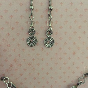 Kypress Swirl dangle earrings image 1