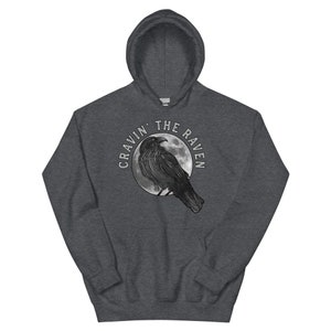 Felpa con cappuccio Cravin The Raven, felpa con cappuccio pullover gotico unisex, felpa con cappuccio minimalista con corvo nero, regalo unico per gli amanti degli uccelli