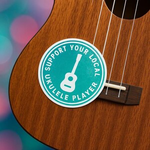Ukulele Player Sticker Bubble Free Vinyl Decal High Opacity Waterproof Laptop Decoration Gift Musicians Nostalgic Music Art Island Melodies imagem 6