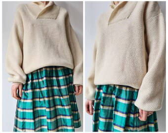 Suéter estilo Aran de lã feito à mão, tamanho M/L, com gola xale.