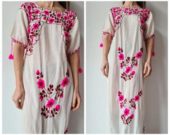 S M Vintage Mexican seventies Gauze cotton embroidery kaftan dress