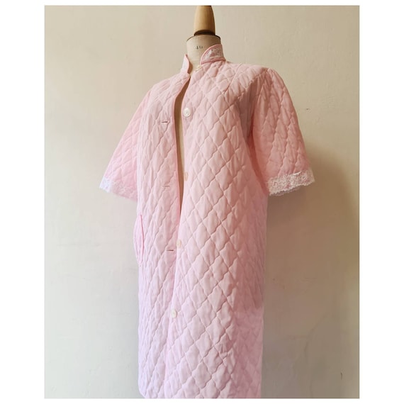 Vintage robe quilted housecoat pastel jacket s