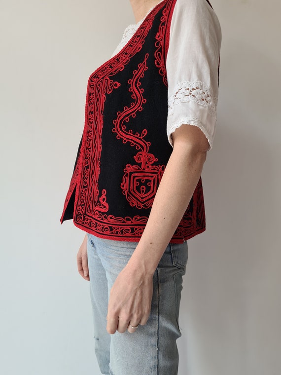 Vintage romanian deadstock wool embroidery waistc… - image 2