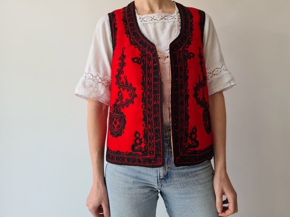 Vintage romanian deadstock wool embroidery waistc… - image 3