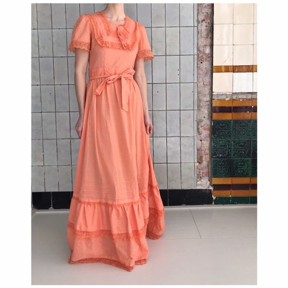 Vintage prairie bohemian maxi peasant little woman