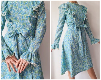 S M vintage ruffle ditsy floral midi prairie dress