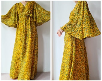 L Vintage floral maxi angel sleeve seventies dress