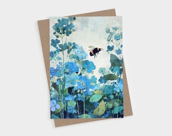 Tarjetas plegables en blanco con motivos florales de abejas y nomeolvides, ilustración de jardín de flores silvestres en acuarela.