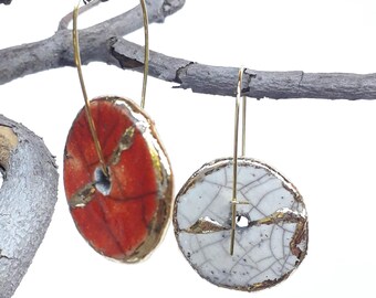 Two-tone earrings in raku ceramic with kintsugi technique