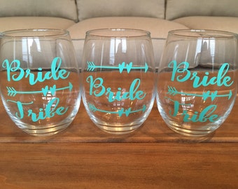 Bride Tribe Wine Glasses, Bridal Party Wine Glasses, Bridesmaid Gifts, Bridal Party Gifts, Stemless Wine Glasses