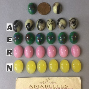 Vintage Cabochons. NOS. 18x13mm. glass cabochons. Sold by lots of 6 pieces.