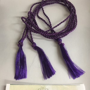 Vintage Tassels. NOS. Lovely tassels. Sold by lots of 12 pieces.