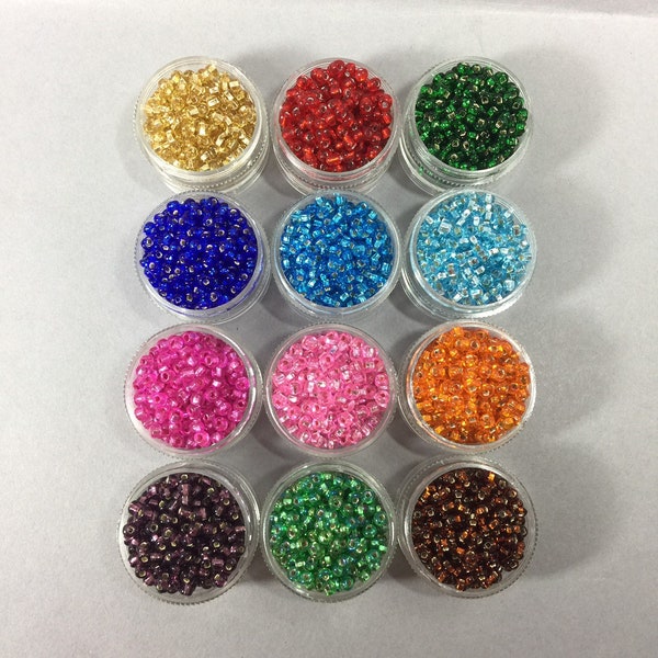 Czech Beads. NOS. 6/0 Lovely Rocaille, Glass seed beads. Sold by lots of 345 pcs/pack.