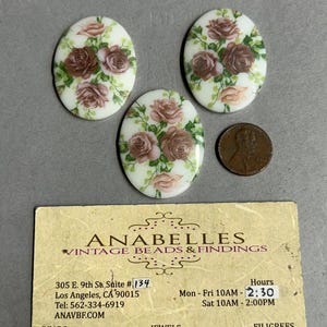 Vintage Cabochons. NOS. 40x30mm. Glass cabochons. Sold by lots of 3 pieces.