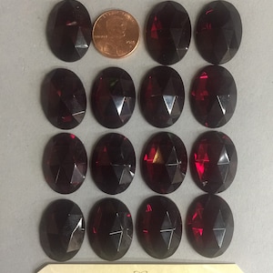 Vintage Cabochons. NOS. 25x18mm Glass cabochons.Sold by lots of 4 pcs.