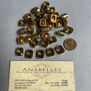 Cristales vintage. Pieza n.° 12 x 10 mm. Se venden por lotes de 12 unidades.