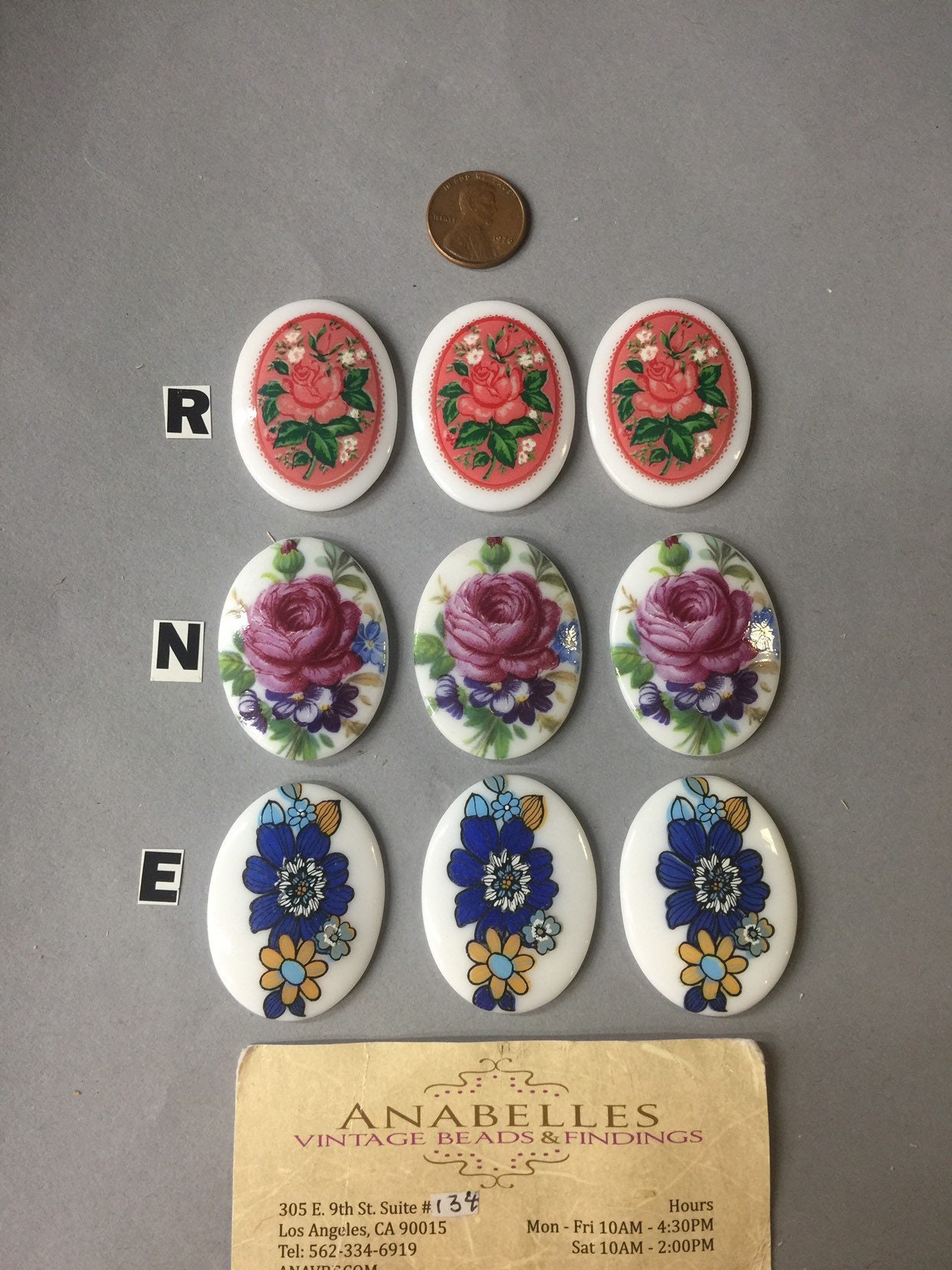 BEEFLYING 70 Pezzi Cabochon In Vetro Per Gioielli – Mezzi Tondi Colorati E Swirl – Kit Mosaico E Creazione Cameo - 2