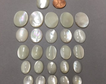 Vintage Cabochons.MOP, Jewelry making. Lot of 6 pieces.