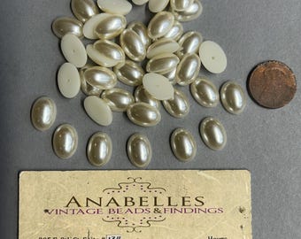 Vintage cabochons, 14x10mm, Sold by lot of 36 pieces.