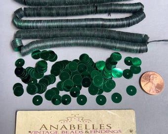 8mm Flat Sequins, Craft supplies, Lot of 3 loops (3000 pcs)