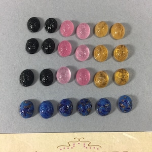 Cabochons. NOS. Vintage cabochons. 10x8 mm. Glass scarab beetle. Sold by lots of 6 pieces.
