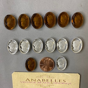 Vintage Cabochons. NOS. 18x13mm. Sold by lots of 6 pieces.