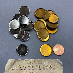 Metal findings. NOS. 20mm. Vintage Bezel cups. Sold by lots of 12 pieces.
