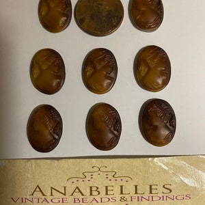 Vintage Cabochons. NOS. 18x13mm, glass cameos. Sold by lots of 6 pieces