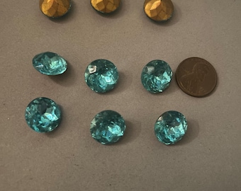 14mm, Pointed back Dentelles, jewelry making supplies. Lot of 6 pcs.