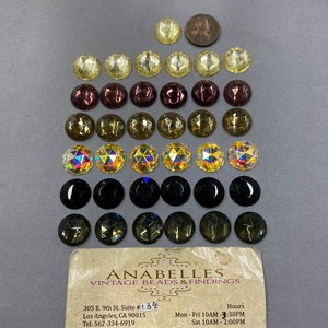 Vintage cabochons. NOS. 15mm flat back glass jewels. Sold by lots of 6 pieces.