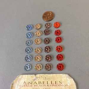 Lovely Vintage glass flower cabochons. NOS. 10mm. Sold by lots of 12 pieces.
