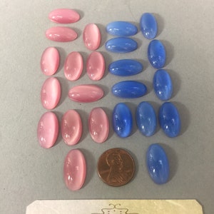 Cabochons. NOS. 20x11mm, Lovely Vintage  glass cabochons. Anavbf. Sold by lots of 12 pieces.