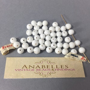 Japanese beads. NOS. 8mm, Vintage Beads. Sold by lots of 50 pieces.