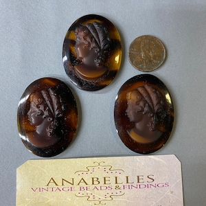 Vintage Cameos. NOS. 40x30mm. Sold by lots of 3 pieces.