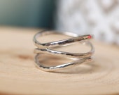 Tideline triple band hammered silver ring