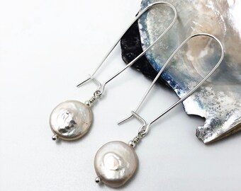 Pearl drop earrings. Coin pearl earrings. Wedding jewellery.