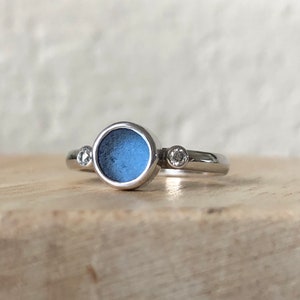 Seeglas Verlobungsring. Sterling Silber Seeglas und Edelstein Ring.