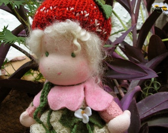 Mrs. Strawberry, 9.5 inch 24cm ready to ship doll, waldorf, steiner doll, handmade fruit decoration, season table decoration anthroposophic