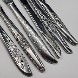 Vintage Mismatched Set 6 Stainless Steel Knives Floral Rose Pattern