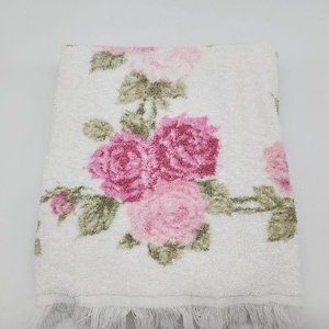 Vintage Fieldcrest Floral Pink & White Bath Towel With Fringe Cotton