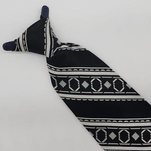 Clip On Necktie Black White Geometric Stripe 16.5&quot; Long 4&quot; Wide Vintage
