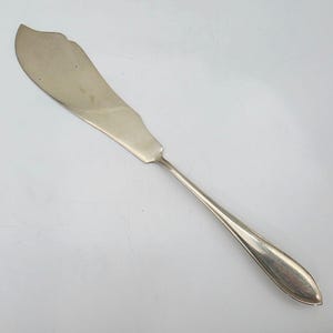 Vintage Potter Sheffield Silverplate Fish Server Scalloped Blade Elegant Flatware