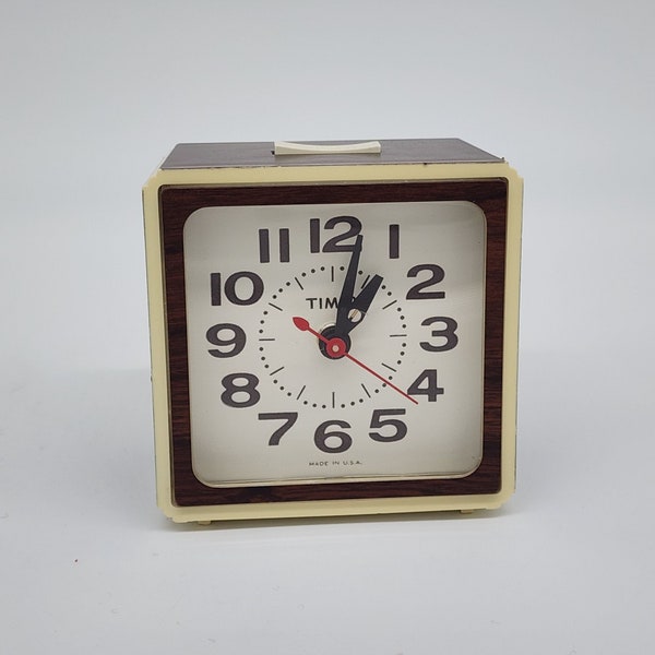 Timex Electric Alarm Clock Made in USA Vintage Retro Brown Faux Wood